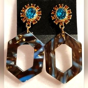 Beautiful Gold Tone Rhinestone Acrylic Dangle Stud Earrings
